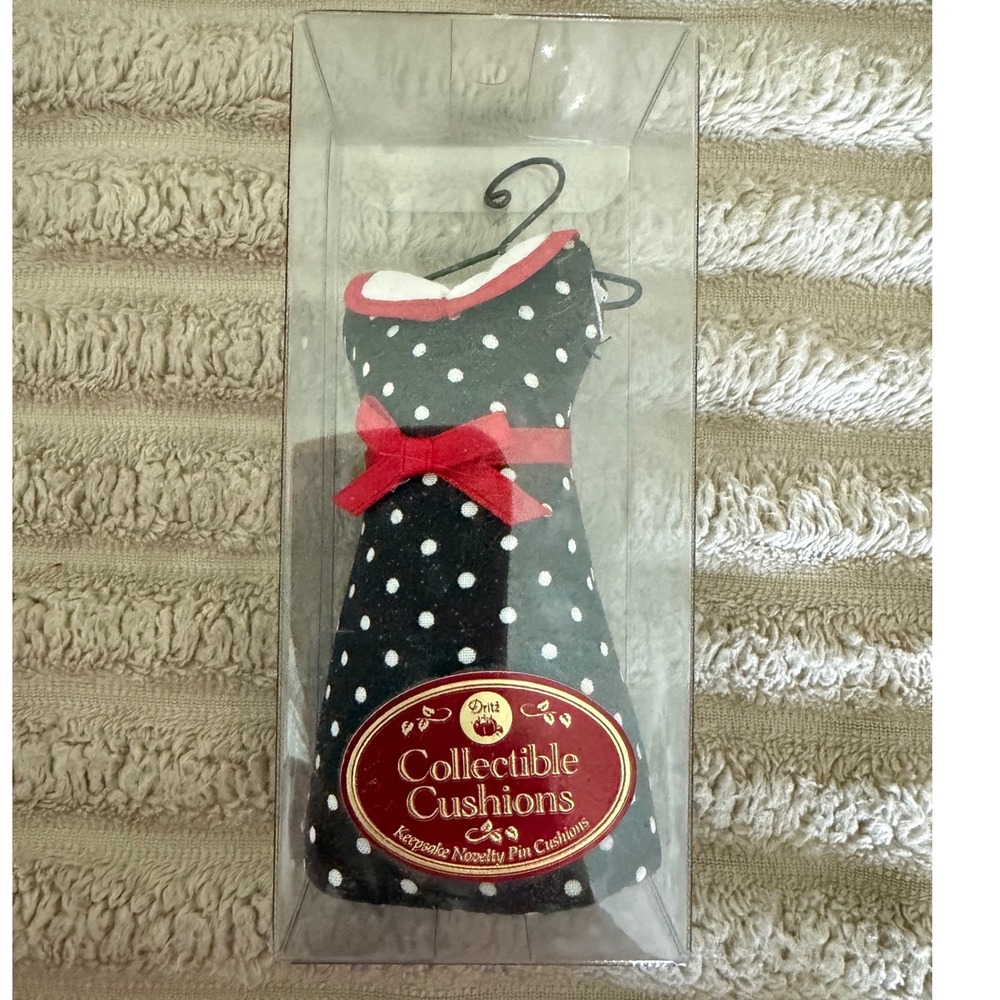 Dritz VintageCollectible Cushions‎ Polka Dot Dress Pin Cushion Winget 11873403